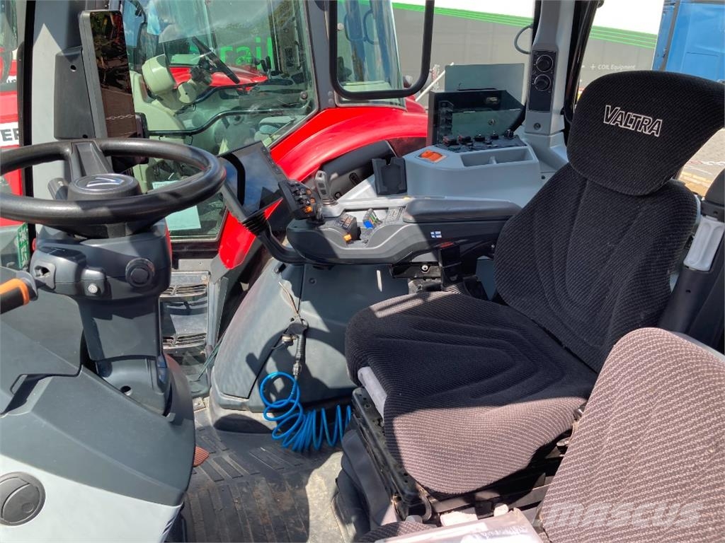 Valtra T 235 Direct Agriculture - Others