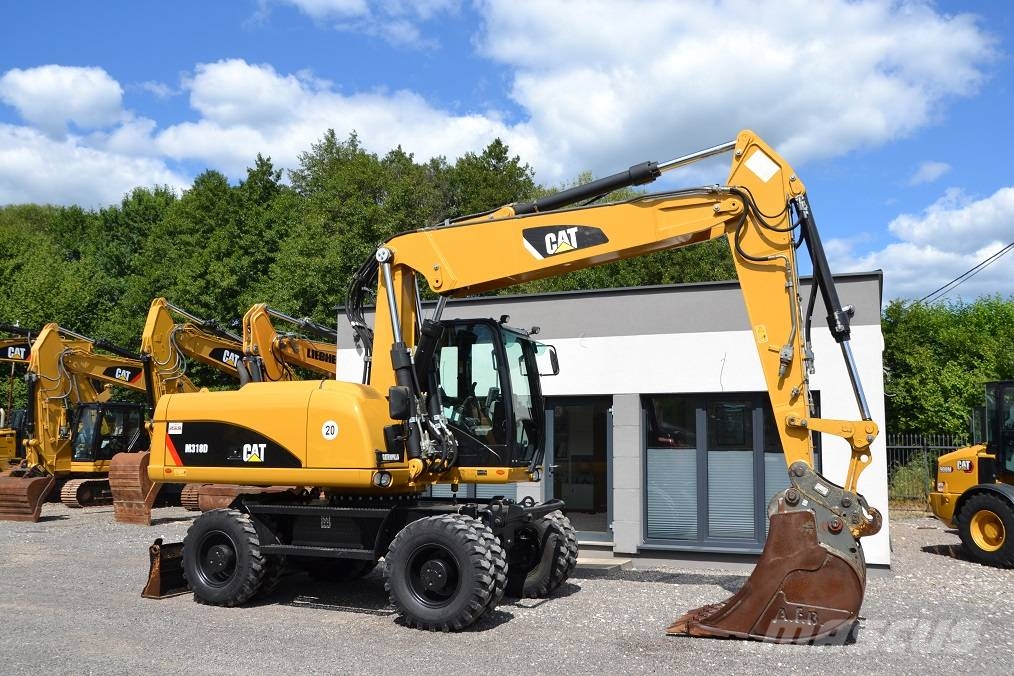 CAT 318 D Wielgraafmachines