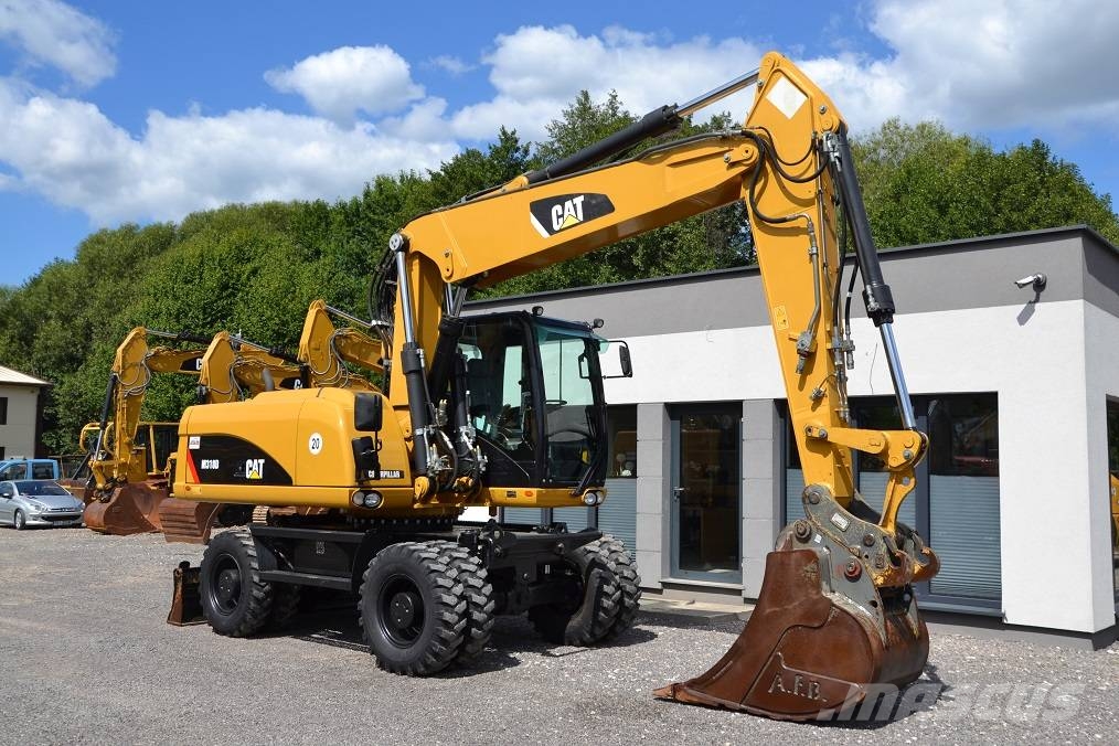 CAT 318 D Wielgraafmachines