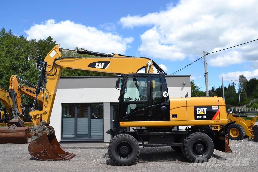 CAT 318 D Wielgraafmachines