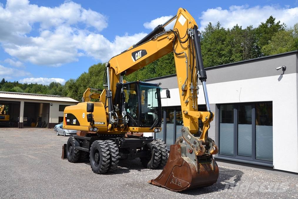 CAT 318 D Wielgraafmachines