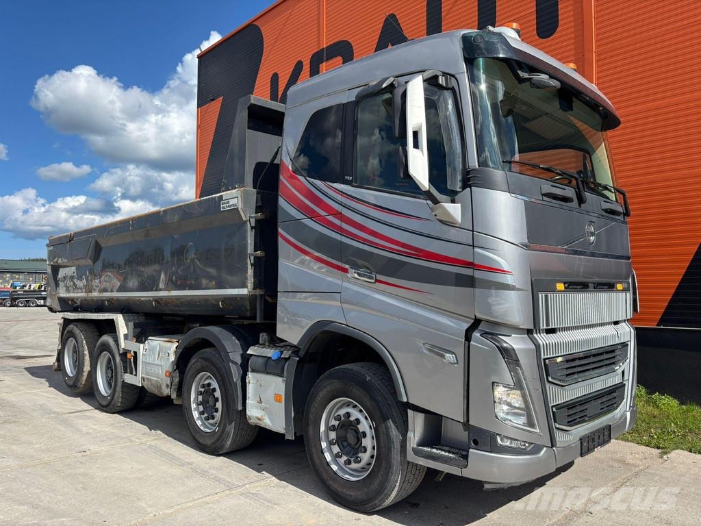 Volvo FH 16 750 8x4 RETARDER / TANDEM AXLE LIFT / BOX L= Savivarčių priekabų vilkikai