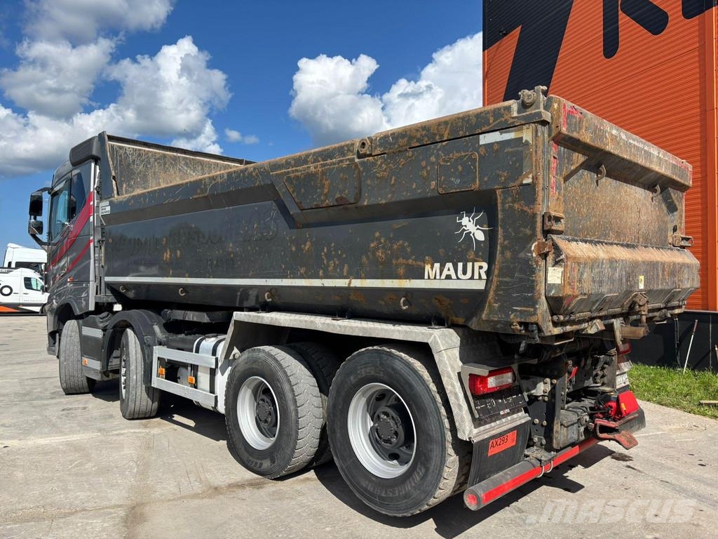 Volvo FH 16 750 8x4 RETARDER / TANDEM AXLE LIFT / BOX L= Savivarčių priekabų vilkikai
