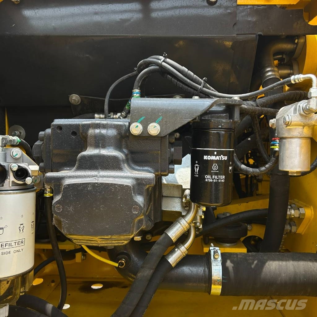 Komatsu 220-8 Escavadeiras de esteiras