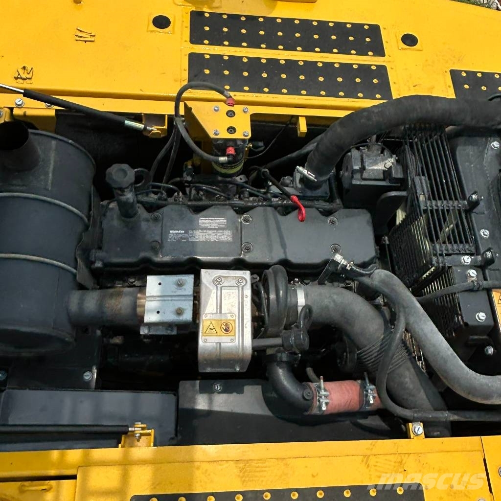 Komatsu 220-8 Escavadeiras de esteiras