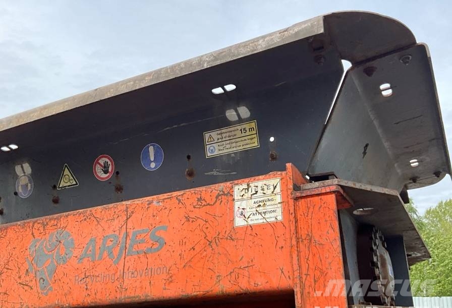 Arjes VZ 950 DK Titan Mobil törőgépek