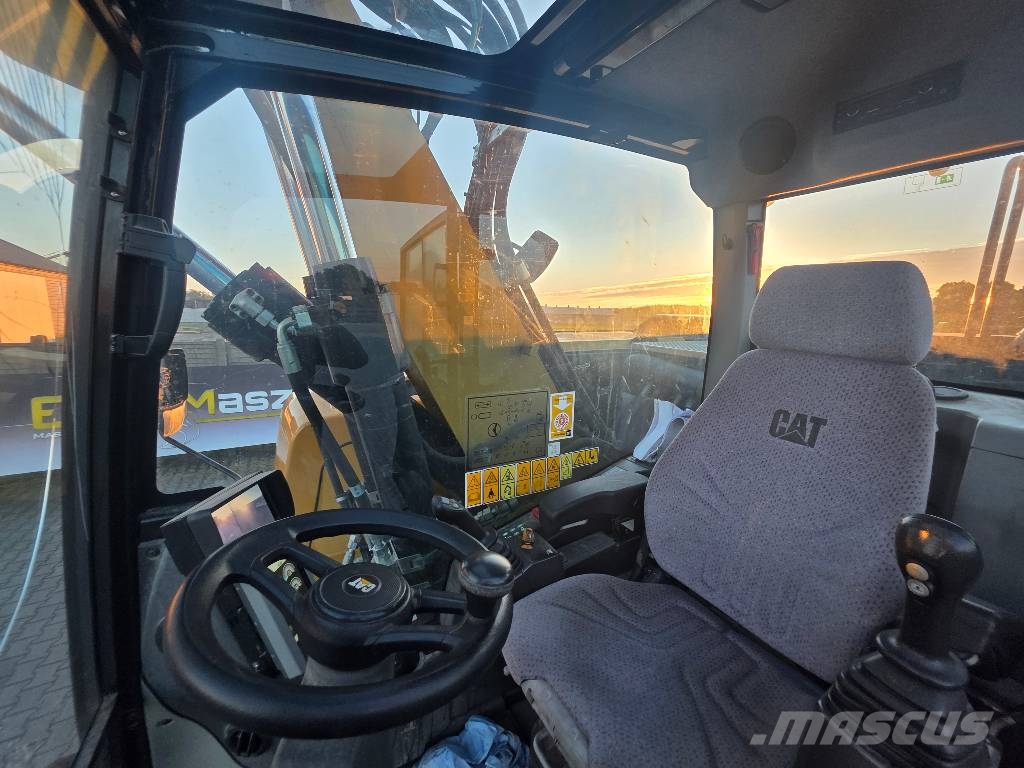 CAT M318F, 2019 ROK, 6200 MTH, OIL QUICK Ratasekskavaatorid