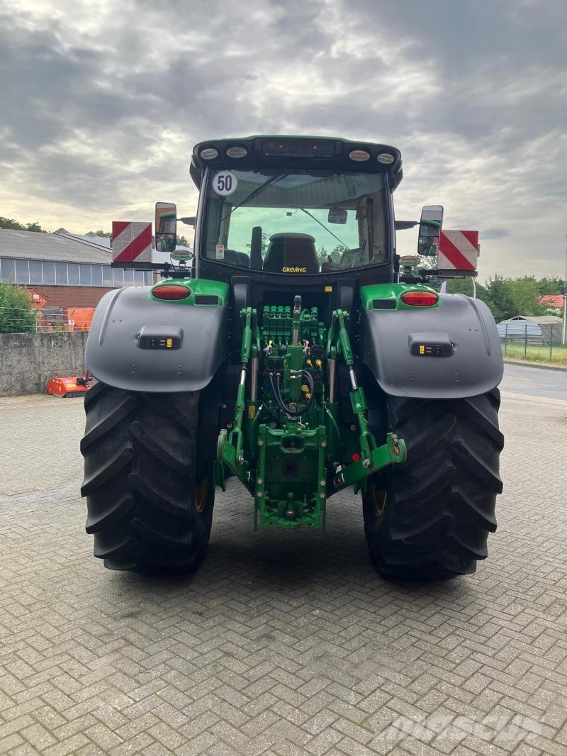 John Deere 6250 R Tractors