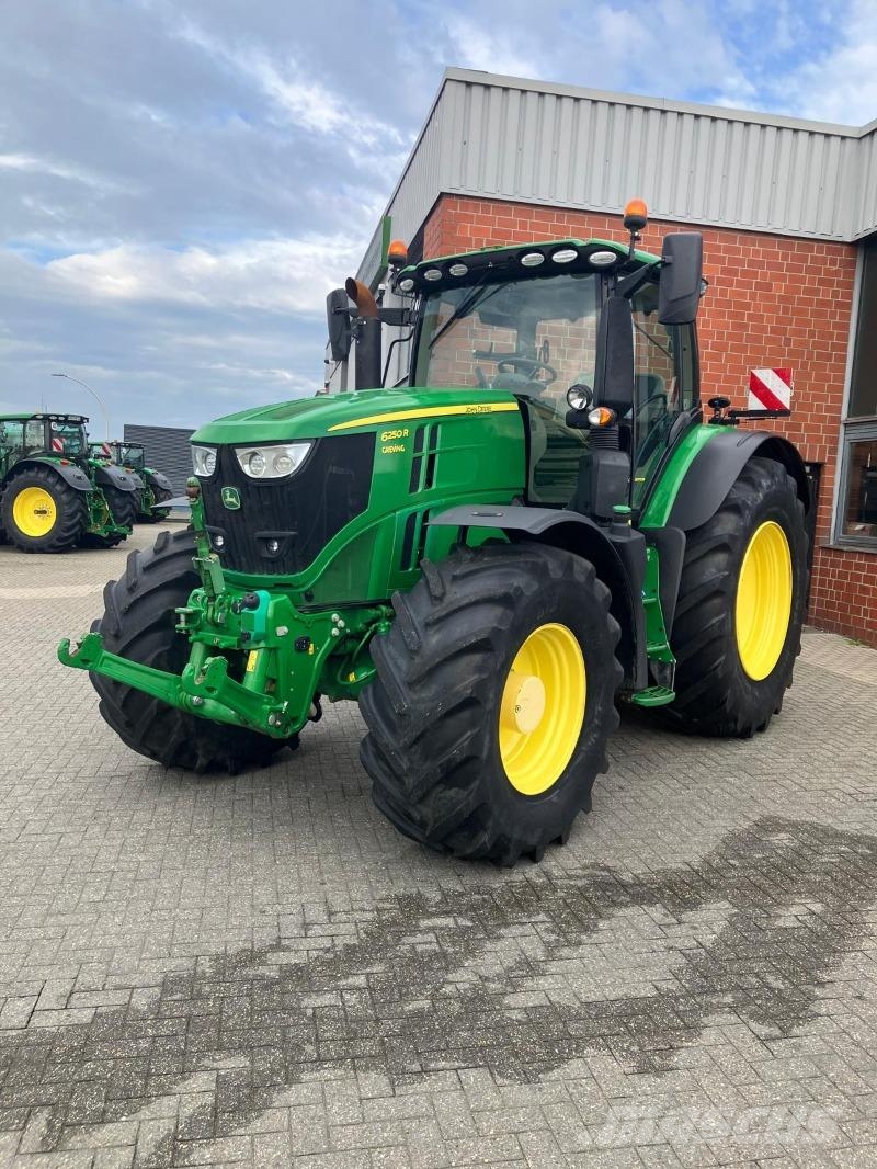 John Deere 6250 R Tractors