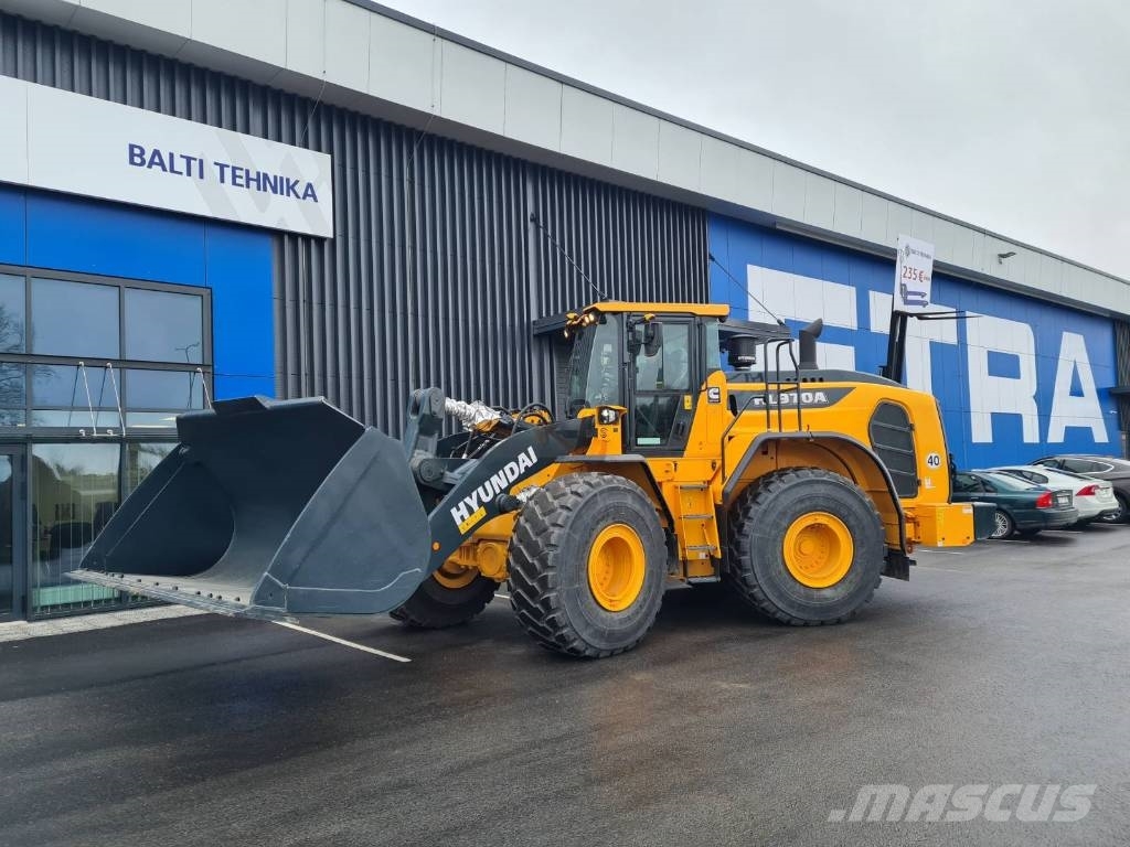 Hyundai HL970A لوادر بعجل