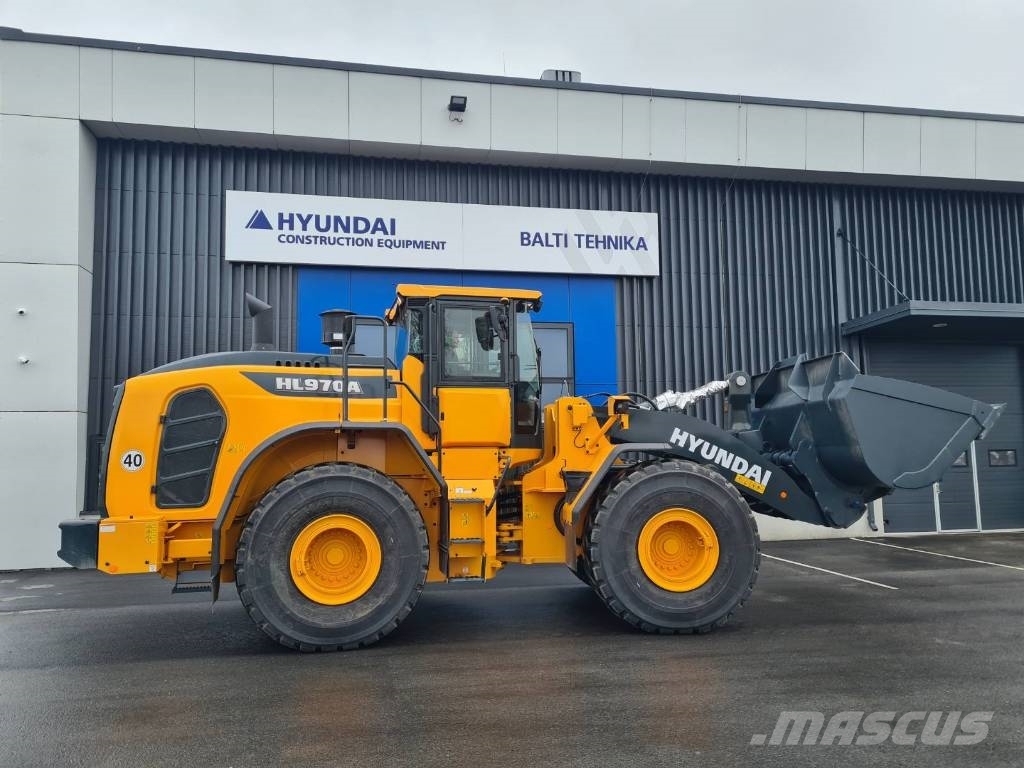Hyundai HL970A لوادر بعجل