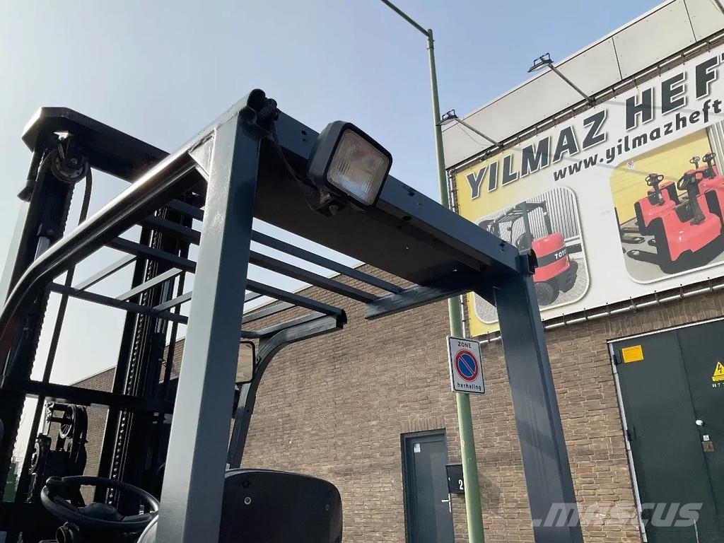 Toyota 7FBMF30 3000KG 5.50METER HEFTRUCK شاحنات ذات رافعات شوكية تعمل بالكهرباء