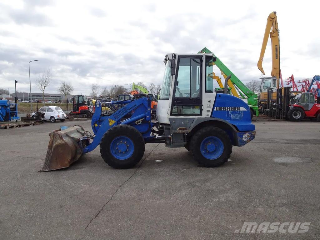 Liebherr L506S Pyöräkuormaajat