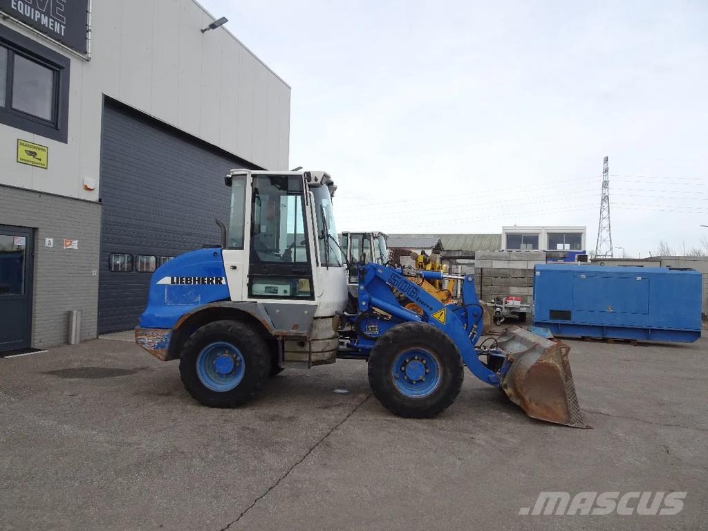 Liebherr L506S Pyöräkuormaajat