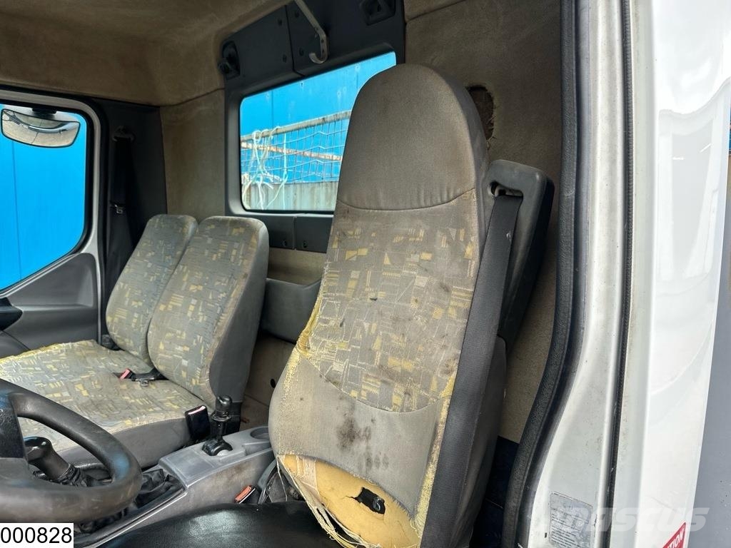 Renault Midlum 220 EURO 3, Manual, Steel شاحنات قلابة