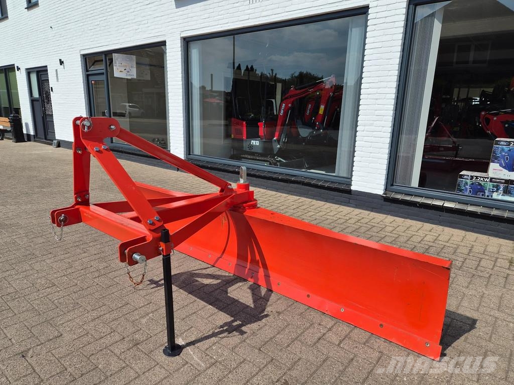Boxer Grondschuif vlakker 250 cm en 300 cm Cultivadores