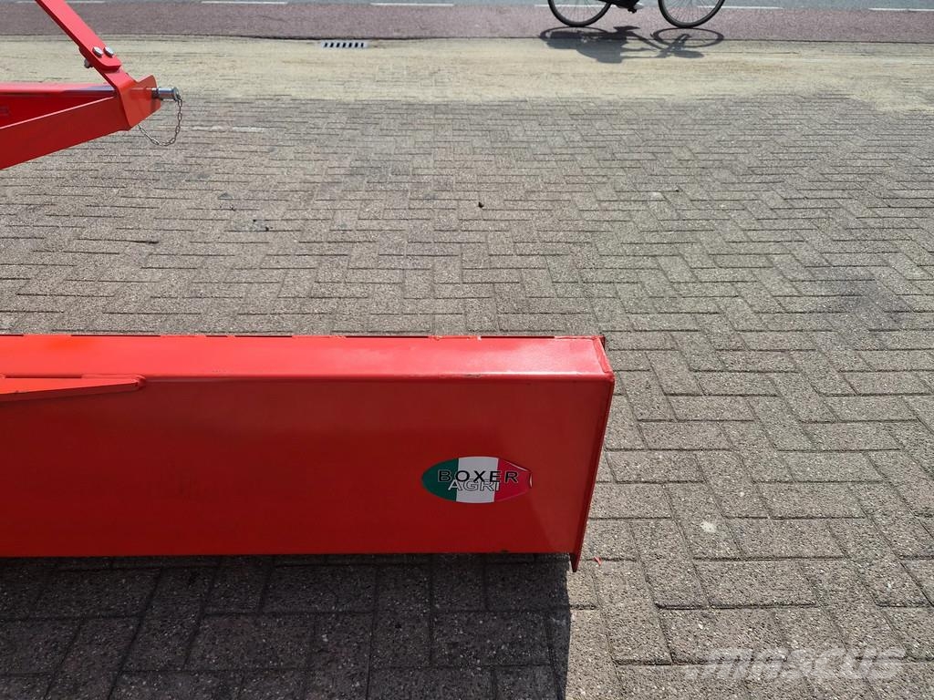 Boxer Grondschuif vlakker 250 cm en 300 cm Cultivadores