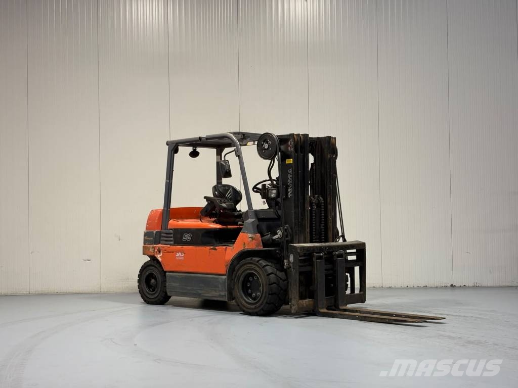 Toyota 7FBMF50 電動堆高機