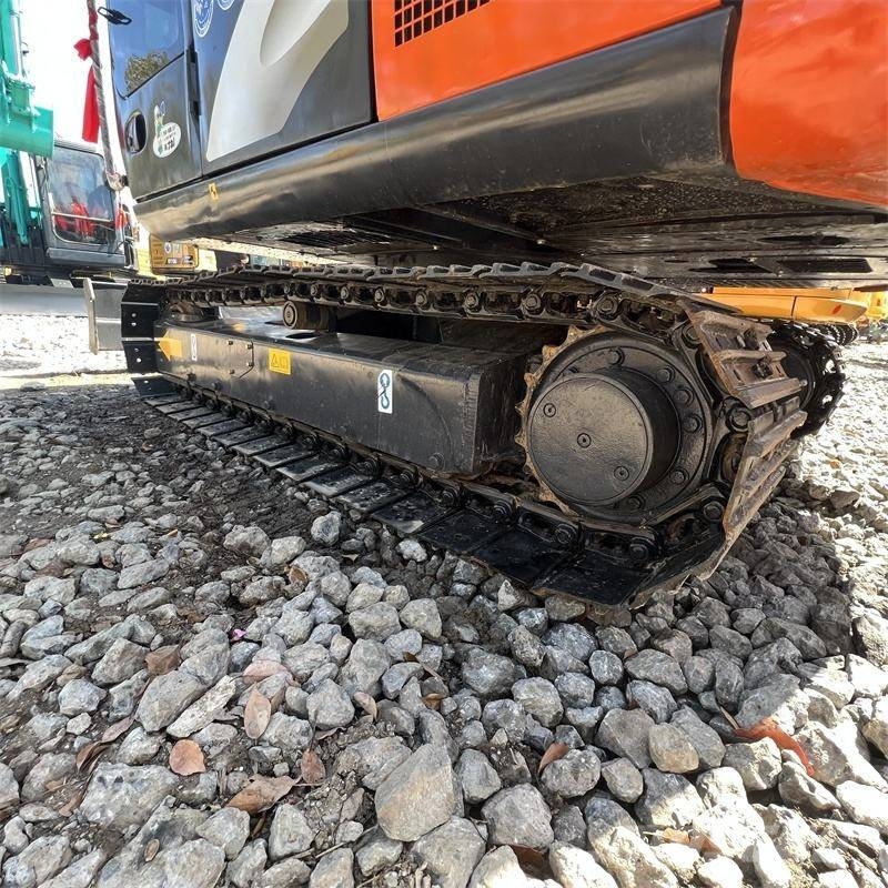 Hitachi ZX 60 حفارات زحافة