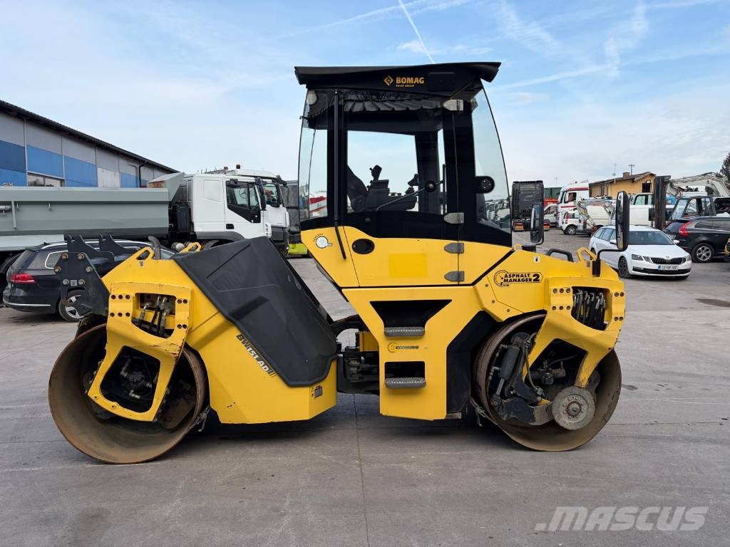 Bomag BW 151 AD-5 مداحل ثنائية الاسطوانة