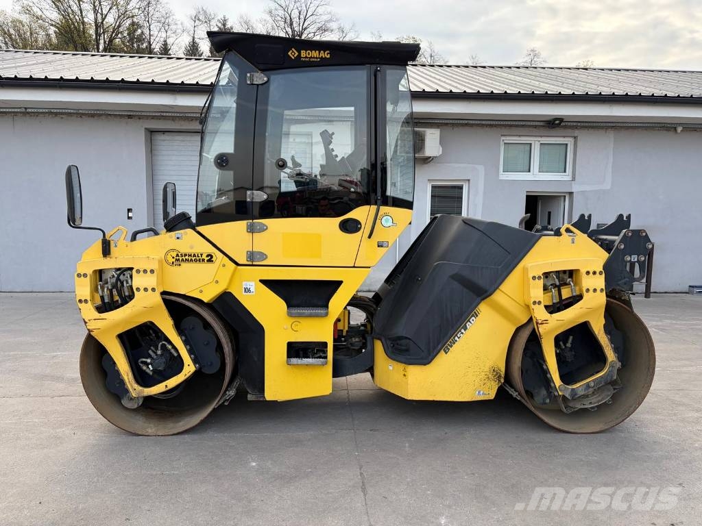 Bomag BW 151 AD-5 مداحل ثنائية الاسطوانة
