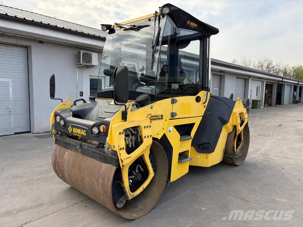 Bomag BW 151 AD-5 مداحل ثنائية الاسطوانة