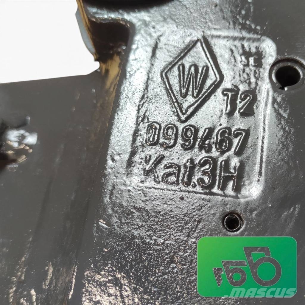 Fendt 824 Vario Rear Lift Arm G835870060011 Chassis