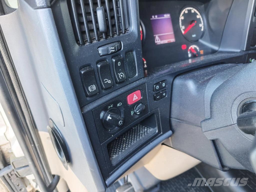 Scania R500 V8 6x2 Sadulveokid
