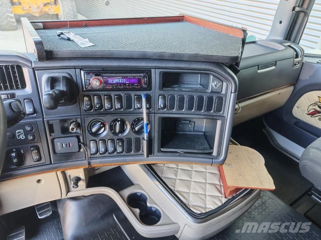 Scania R500 V8 6x2 Sadulveokid