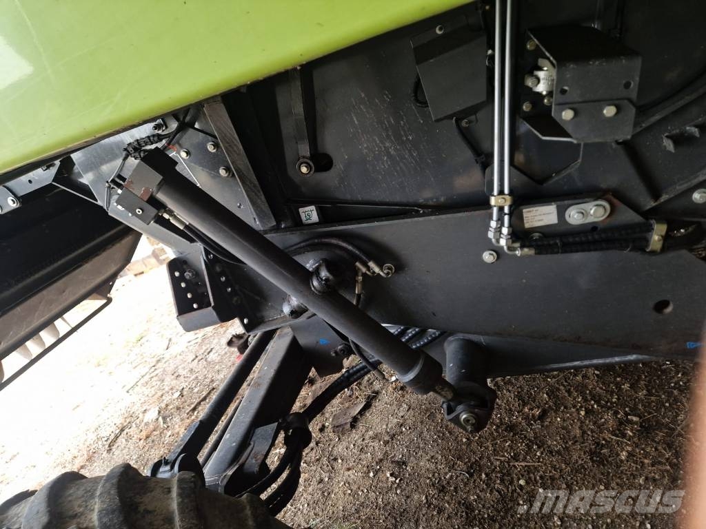 CLAAS TUCANO 430 MONTANA 4 Sklízecí mlátičky