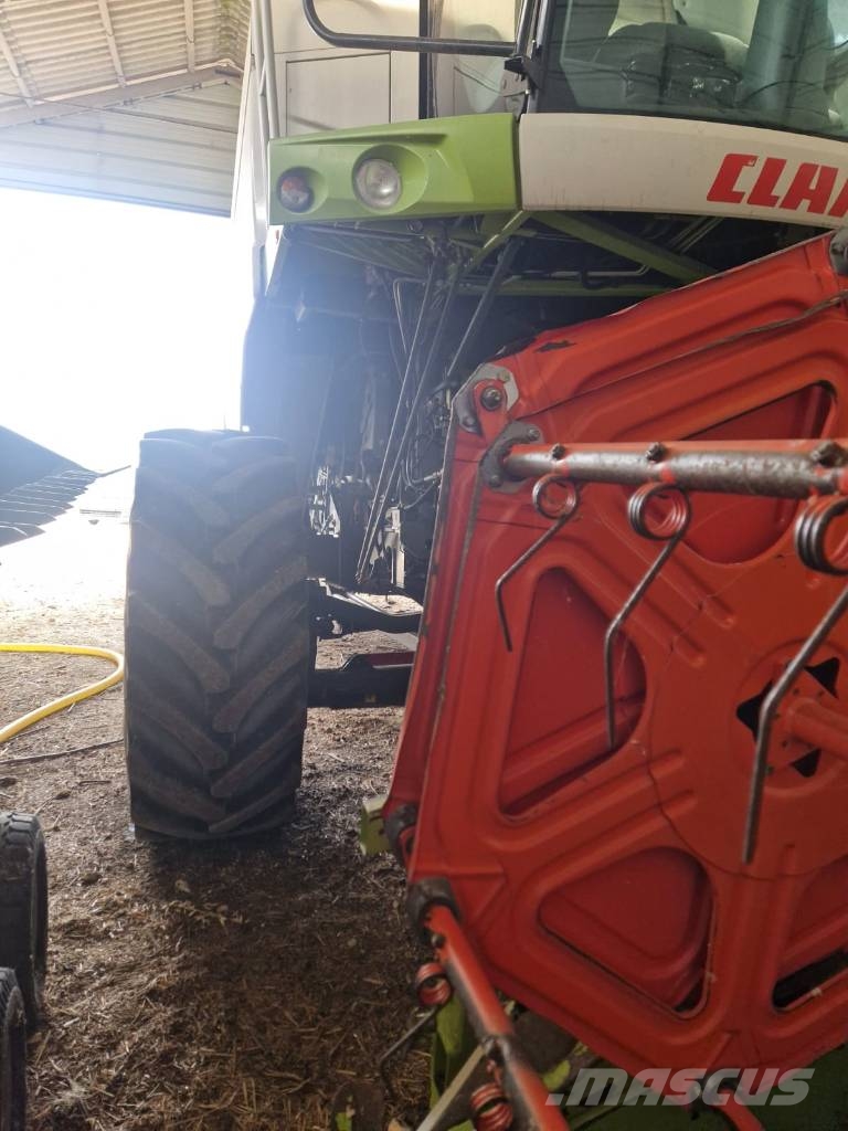 CLAAS TUCANO 430 MONTANA 4 Sklízecí mlátičky