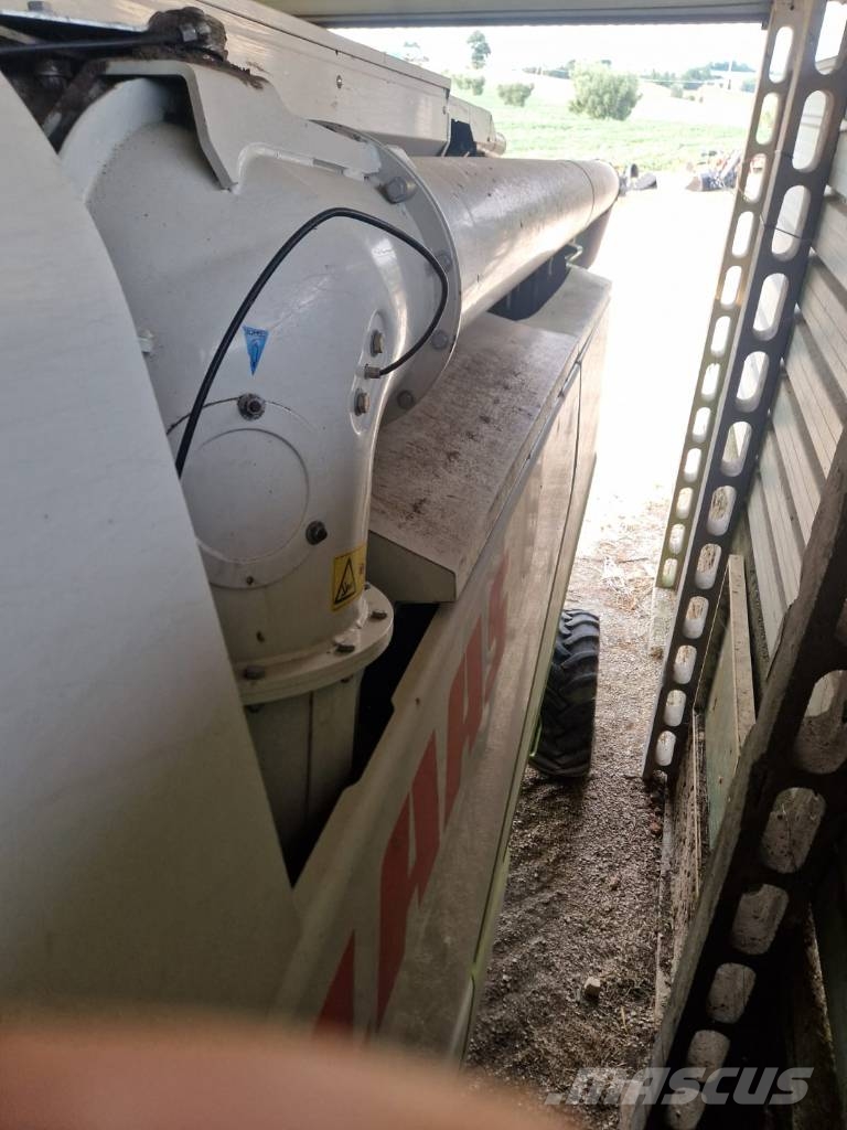 CLAAS TUCANO 430 MONTANA 4 Sklízecí mlátičky