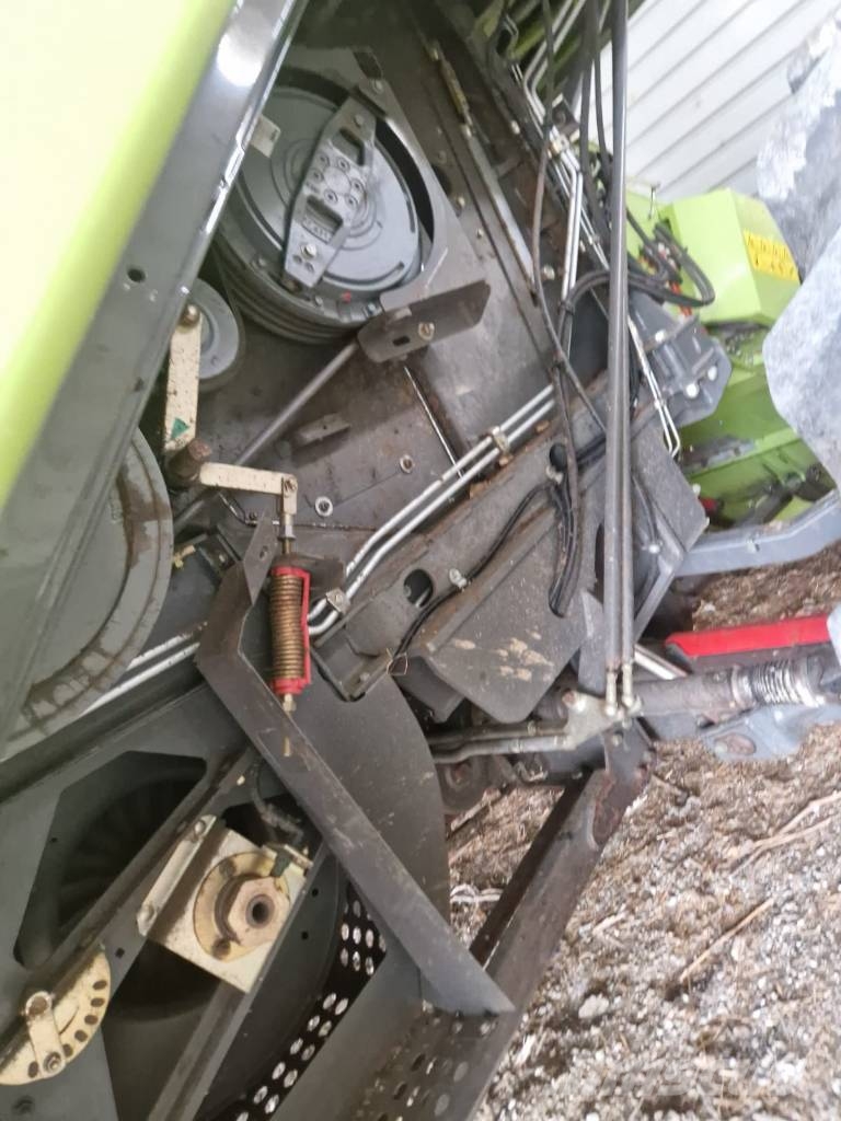 CLAAS TUCANO 430 MONTANA 4 Sklízecí mlátičky