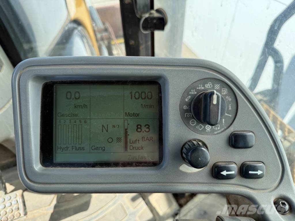 CAT Challenger MT865B - German Machine / Front Blade الجرارات