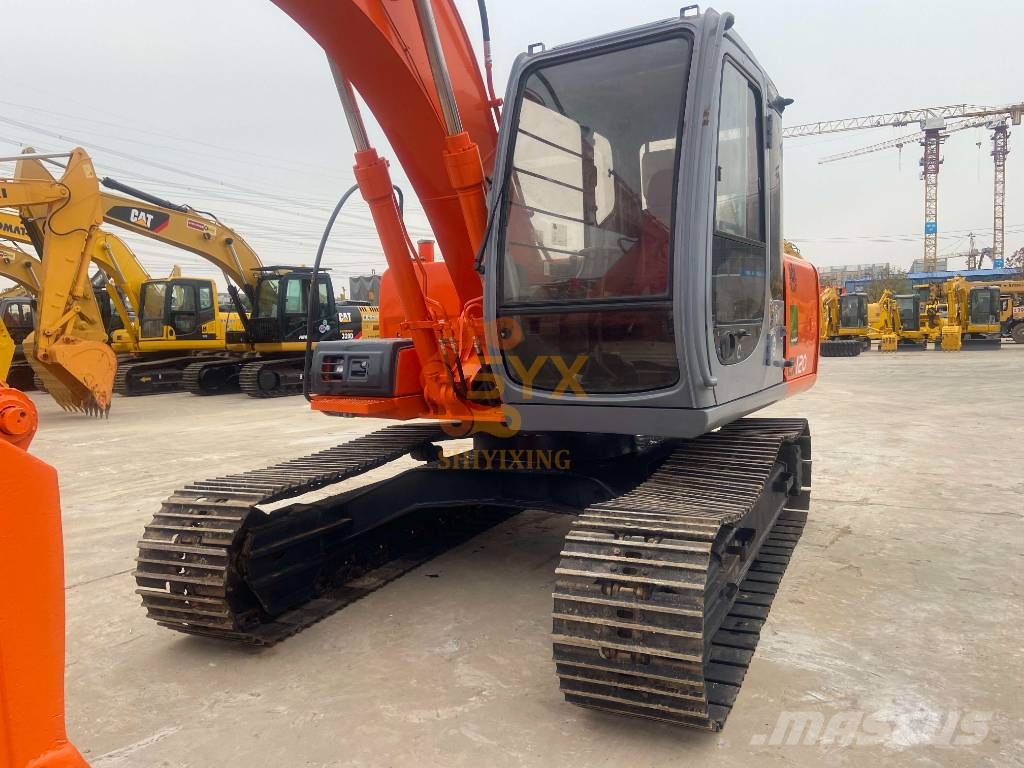 Hitachi EX 120-5 حفارات زحافة