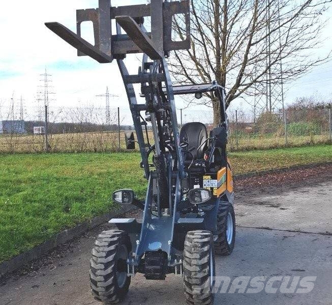 GiANT G 2200 E X-Tra Elektro / electric Carregadoras de direcção deslizante