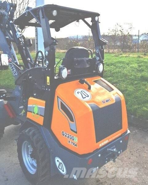 GiANT G 2200 E X-Tra Elektro / electric Carregadoras de direcção deslizante