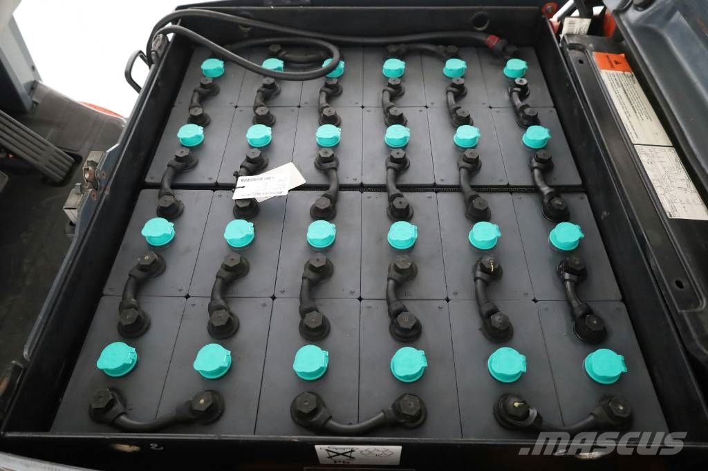 Toyota 8-FBM-20-T Electric forklifts