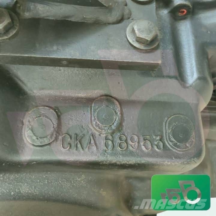 Fermec COM-T4-2032 6102468M91 Fermec 760 Transmission Коробка передач
