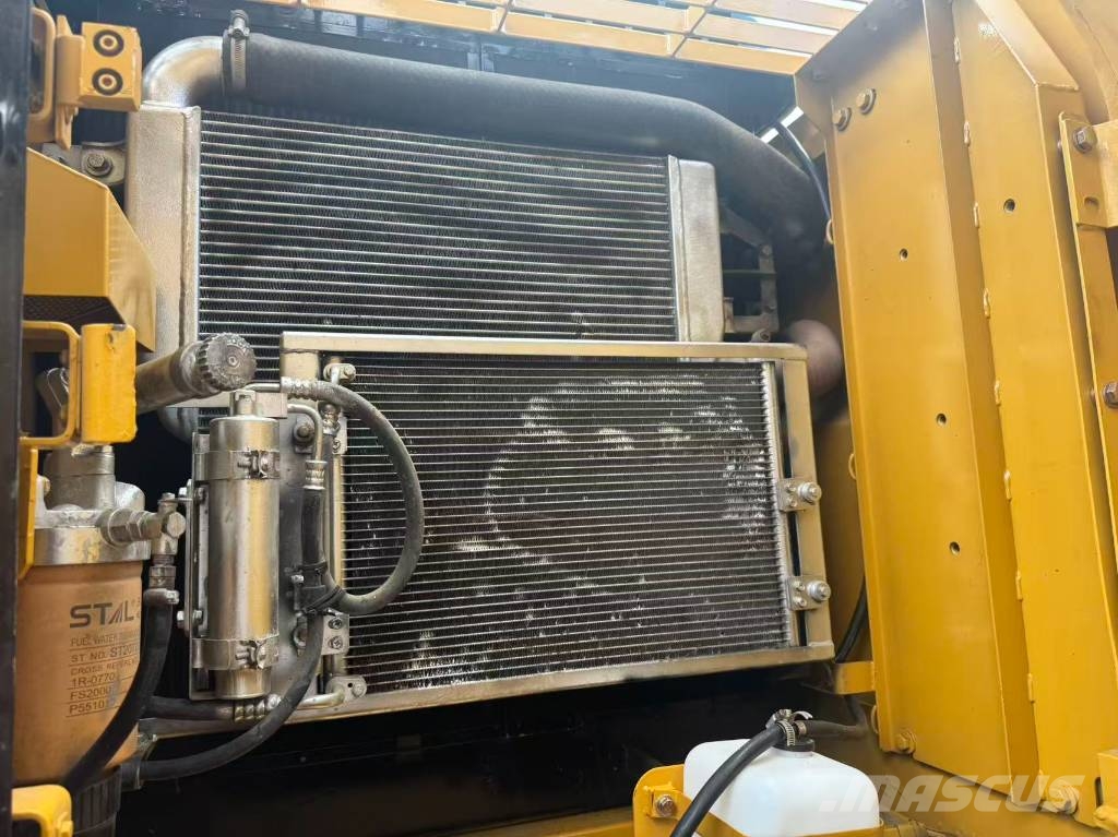CAT 320 D Bagri goseničarji