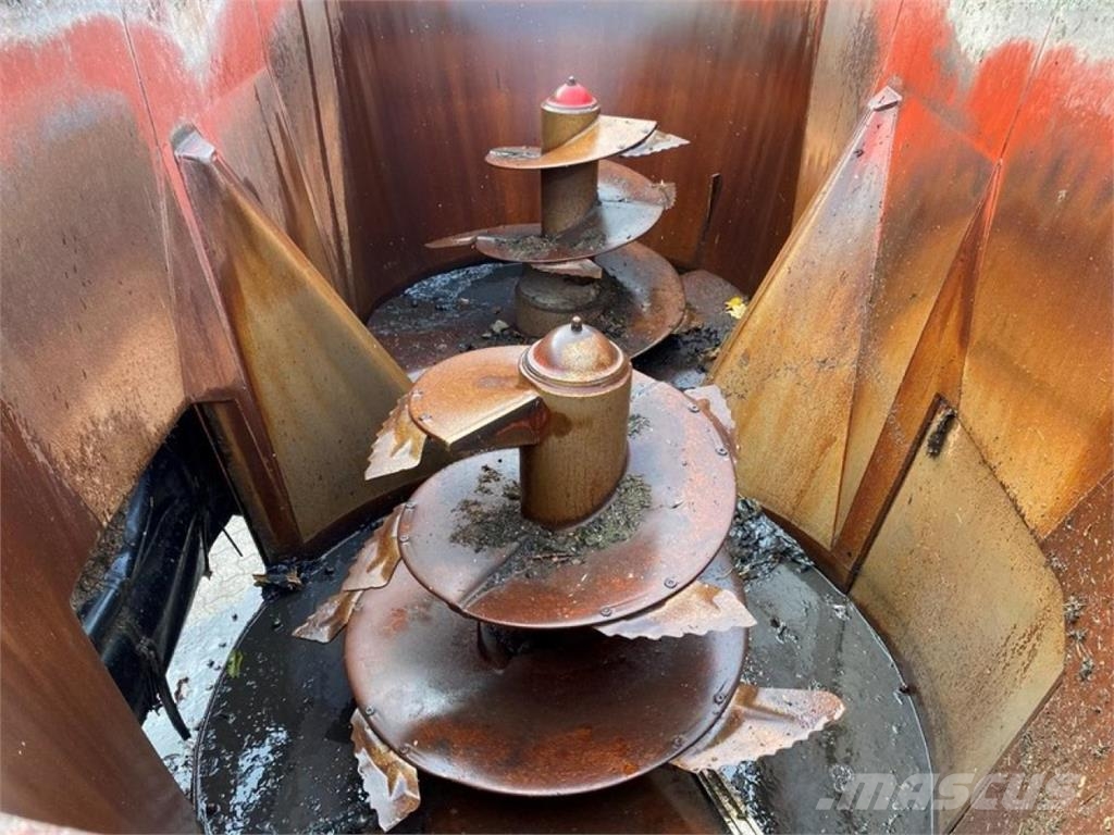 Trioliet SOLOMIX 2 2000 ZK Миксер Фидери