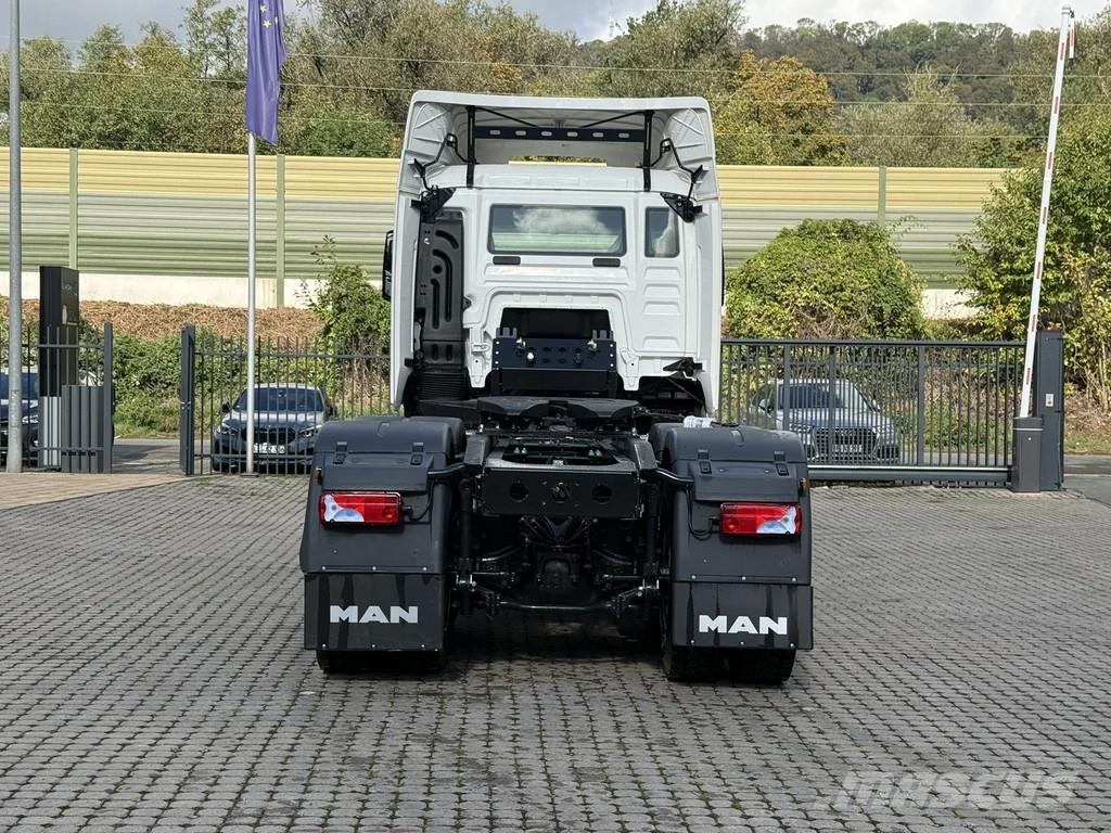 MAN TGS 33.440 MAN TGS 33.440 BB 6X4 Euro 2 Heavy-Duty Trekkvogner
