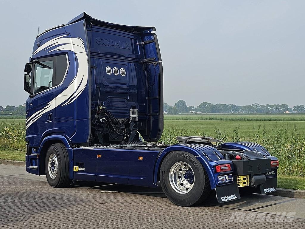 Scania S660 NB,HL,durabright Vetopöytäautot
