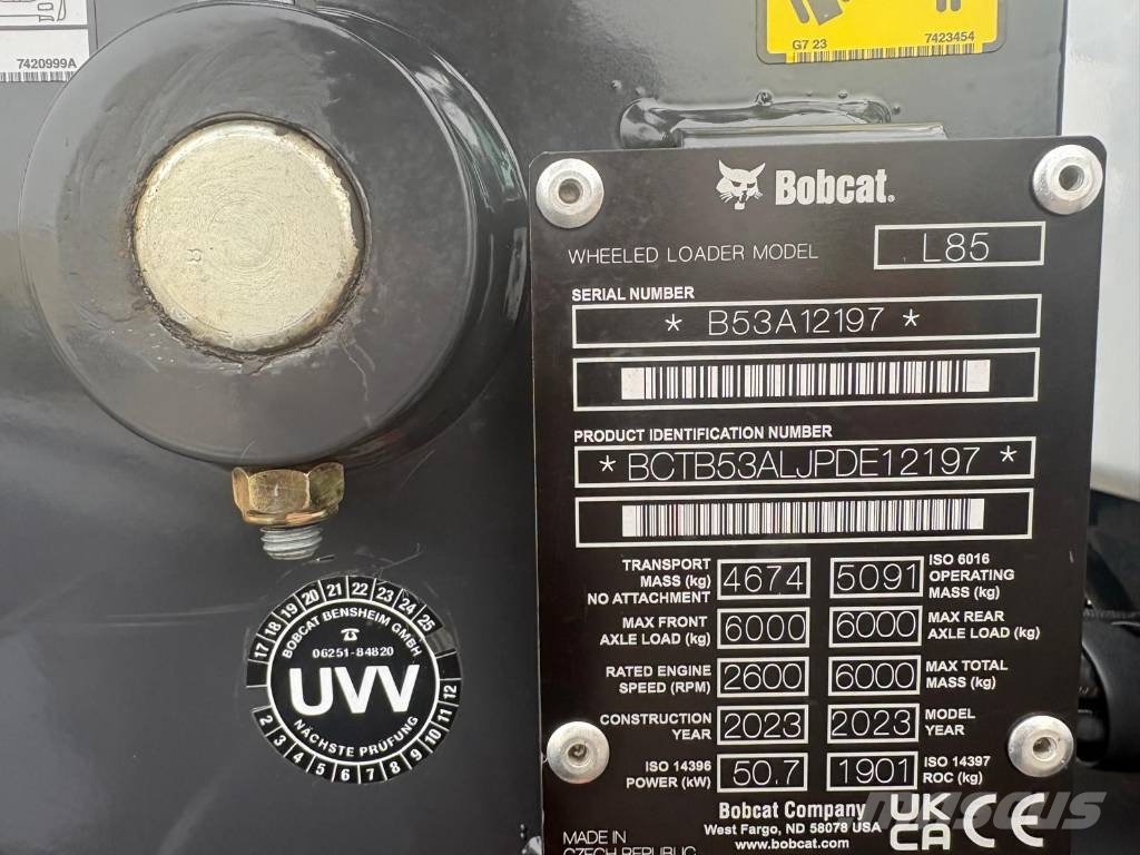 Bobcat L 85 BAK EN LEPELS AIRCO!! Iekrāvēji uz riteņiem