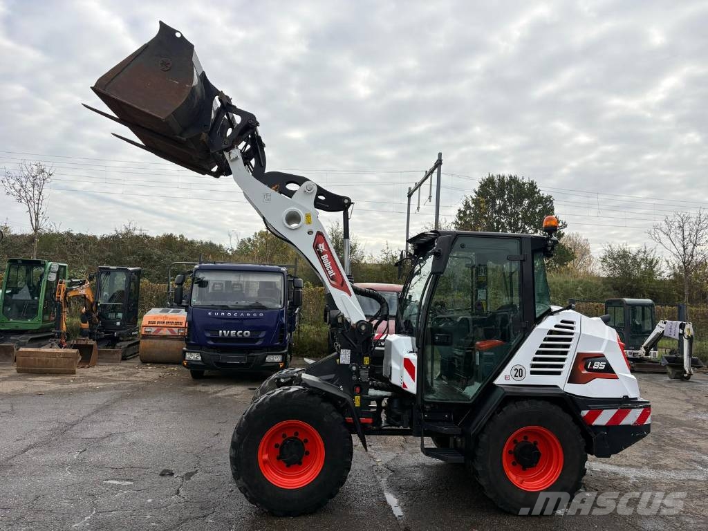 Bobcat L 85 BAK EN LEPELS AIRCO!! Iekrāvēji uz riteņiem