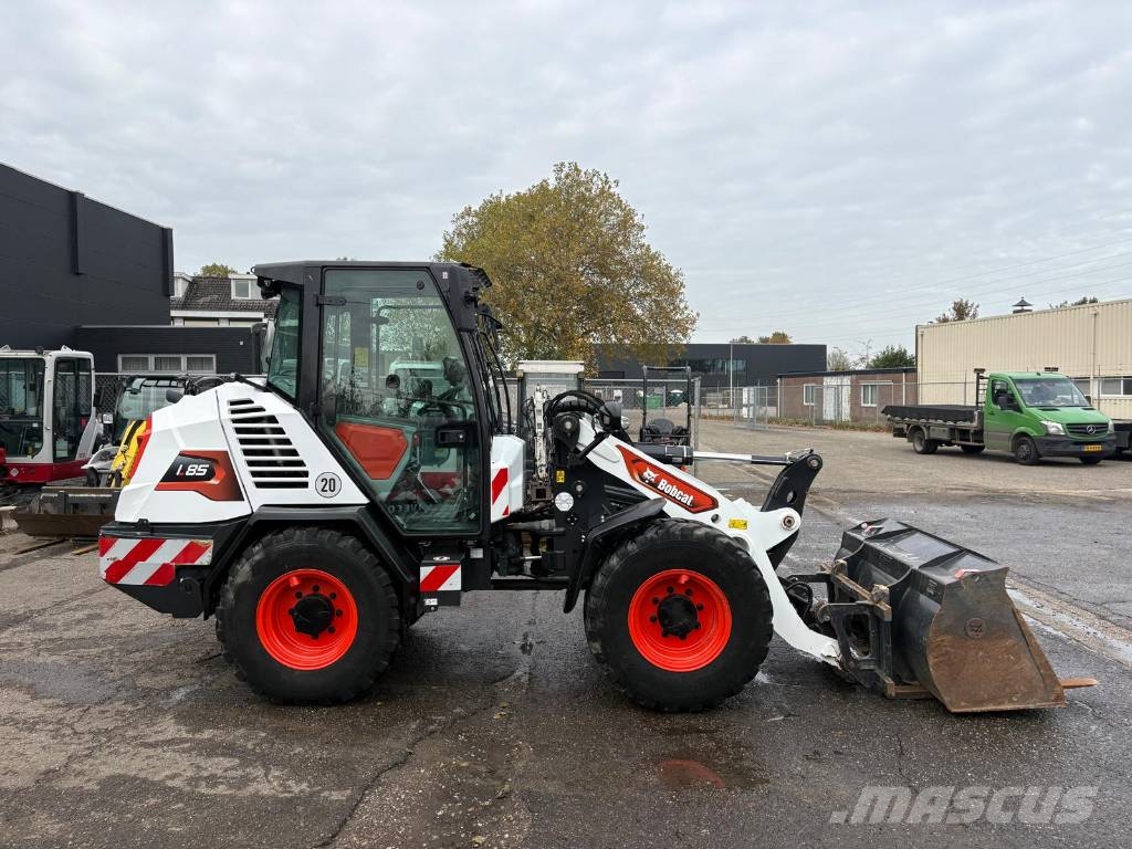 Bobcat L 85 BAK EN LEPELS AIRCO!! Iekrāvēji uz riteņiem
