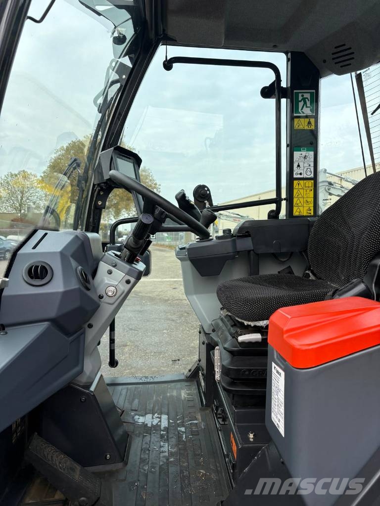 Bobcat L 85 BAK EN LEPELS AIRCO!! Iekrāvēji uz riteņiem