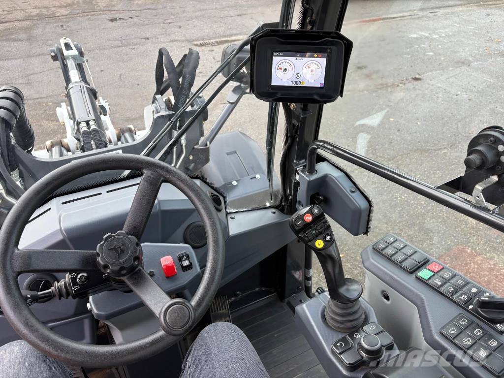 Bobcat L 85 BAK EN LEPELS AIRCO!! Iekrāvēji uz riteņiem