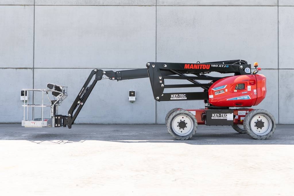 Manitou 180 ATJ e Knikarmhoogwerkers