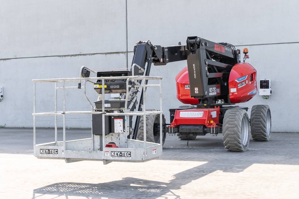 Manitou 180 ATJ e Knikarmhoogwerkers